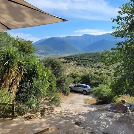 Little Up The Hills * ארגוס