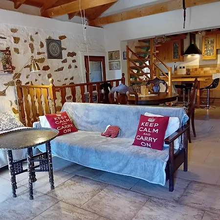 Little Up The Hills וילה *